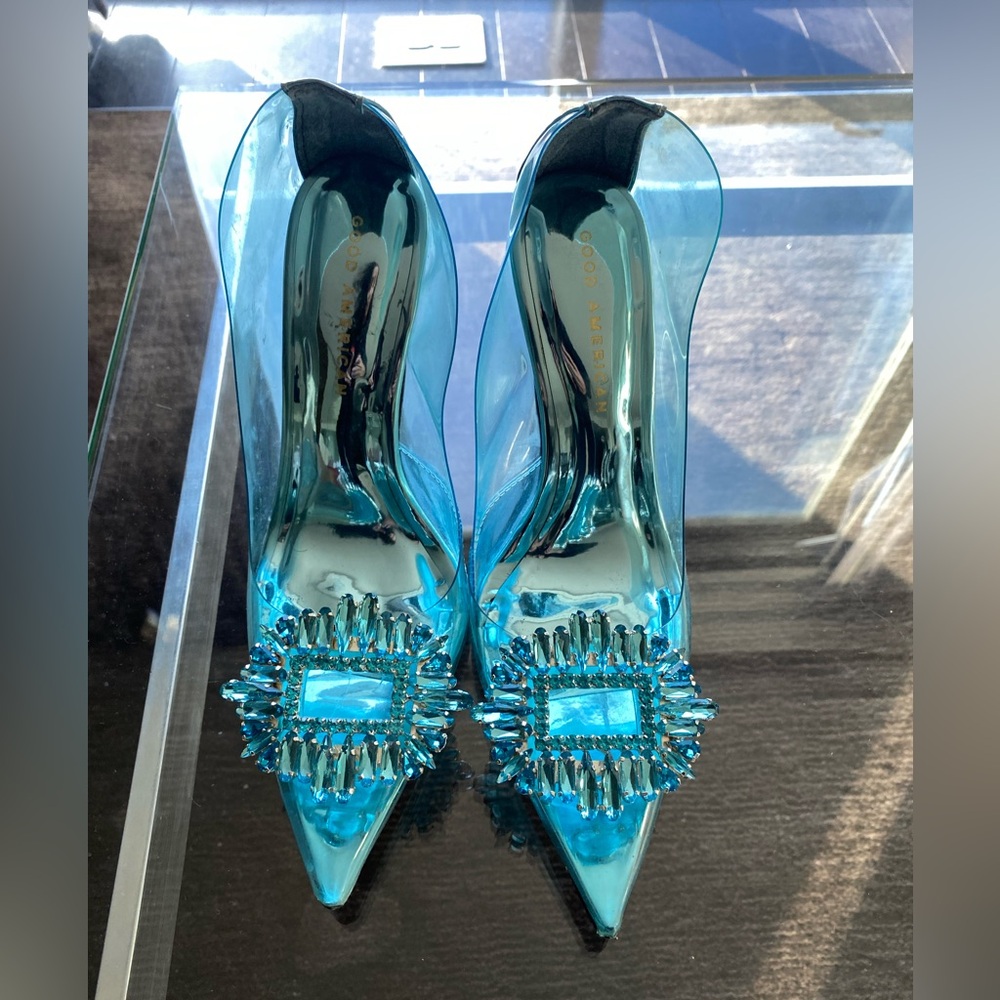 Good American pumps